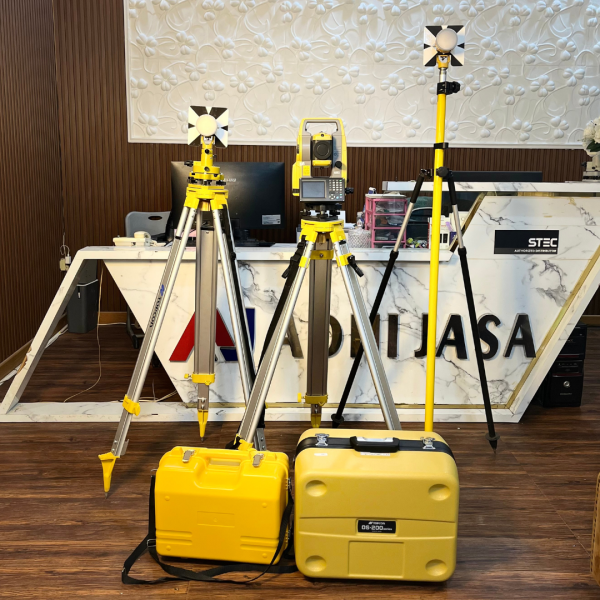 Total Station Topcon OS-201 – Presisi Tinggi untuk Profesional Surveyor - Gambar 2
